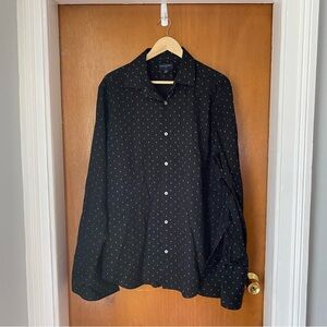 •Mens Banana Republic dressy button up• Size XL